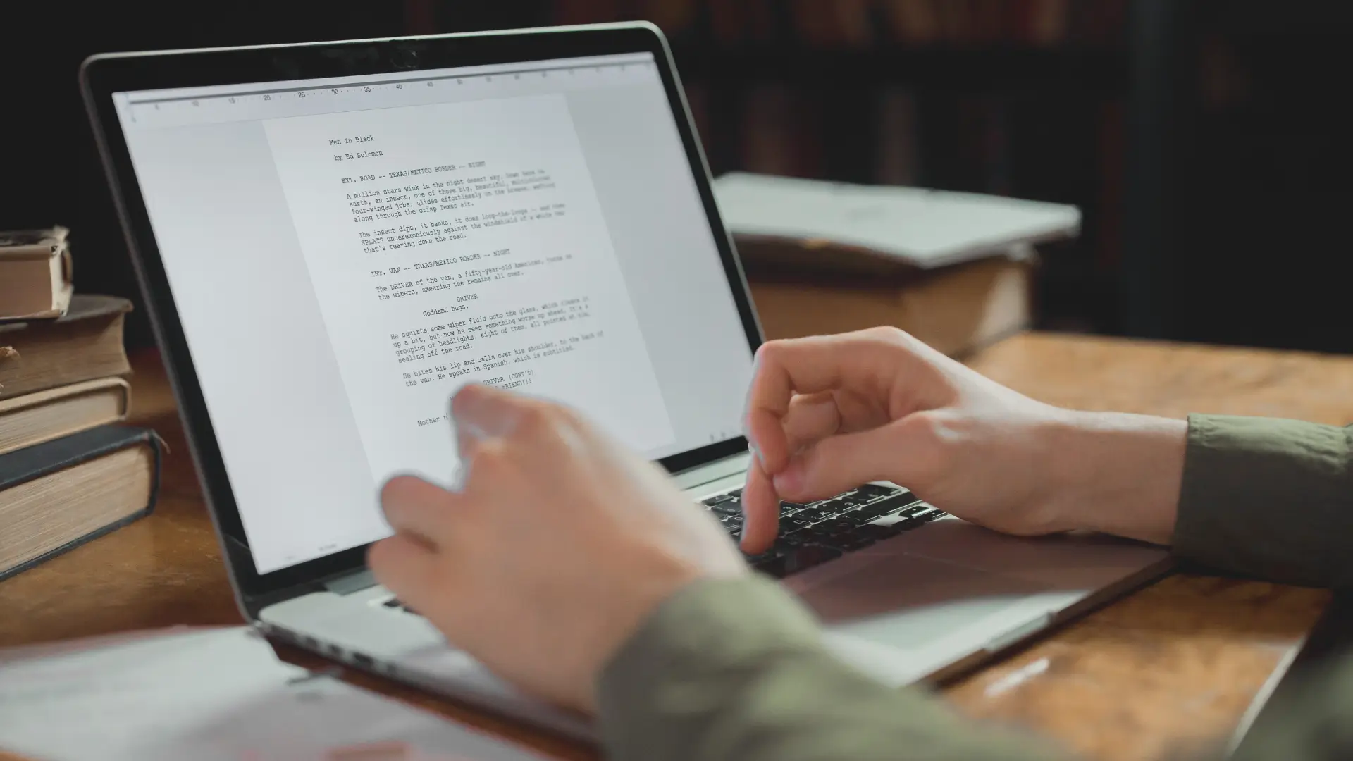 Byword: Como funciona a IA que escreve textos para o seu site